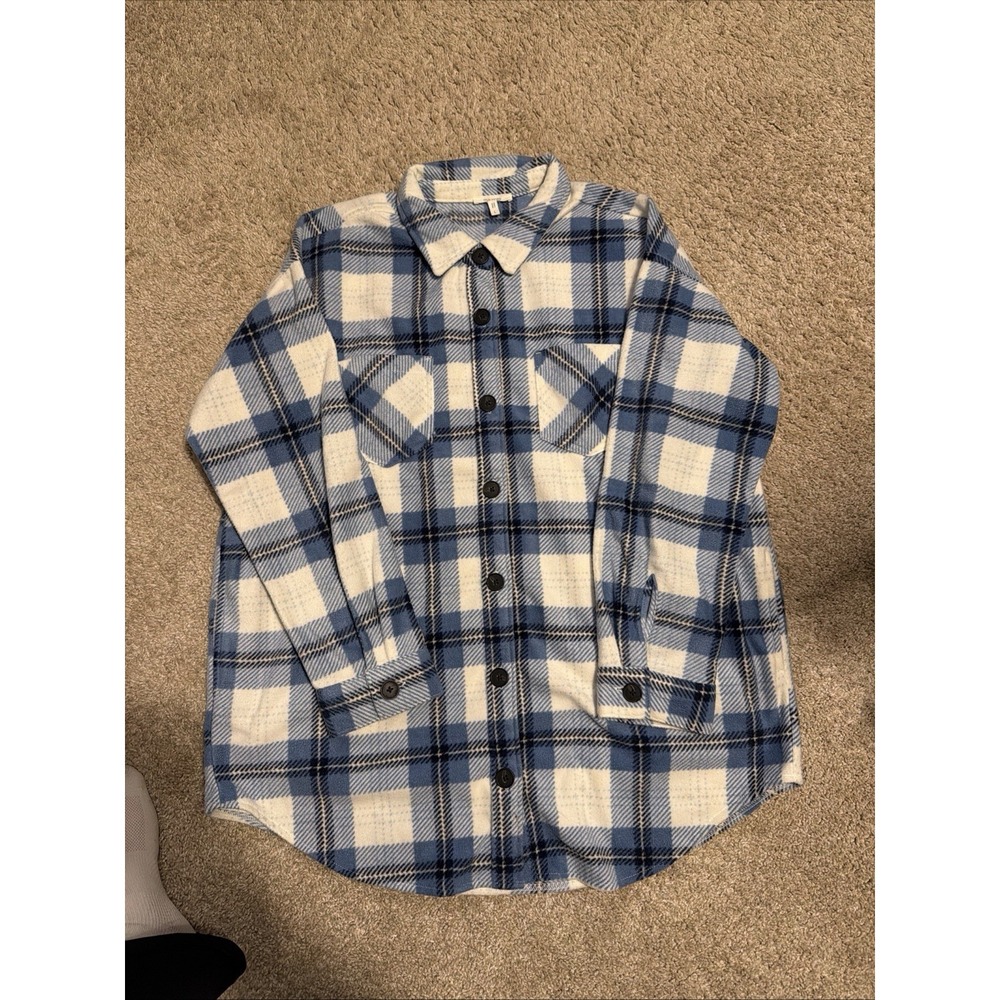 Maurice's Shirt Jacket Size Large Navy Cream and Camel Flannel